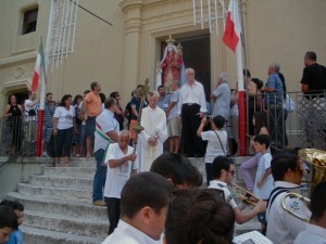 2 luglio: inizio processione